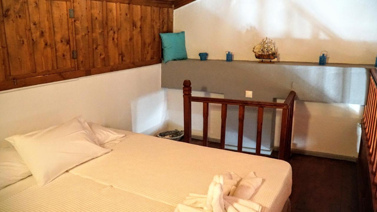 Cozy Apartments In Symi Center エクステリア 写真