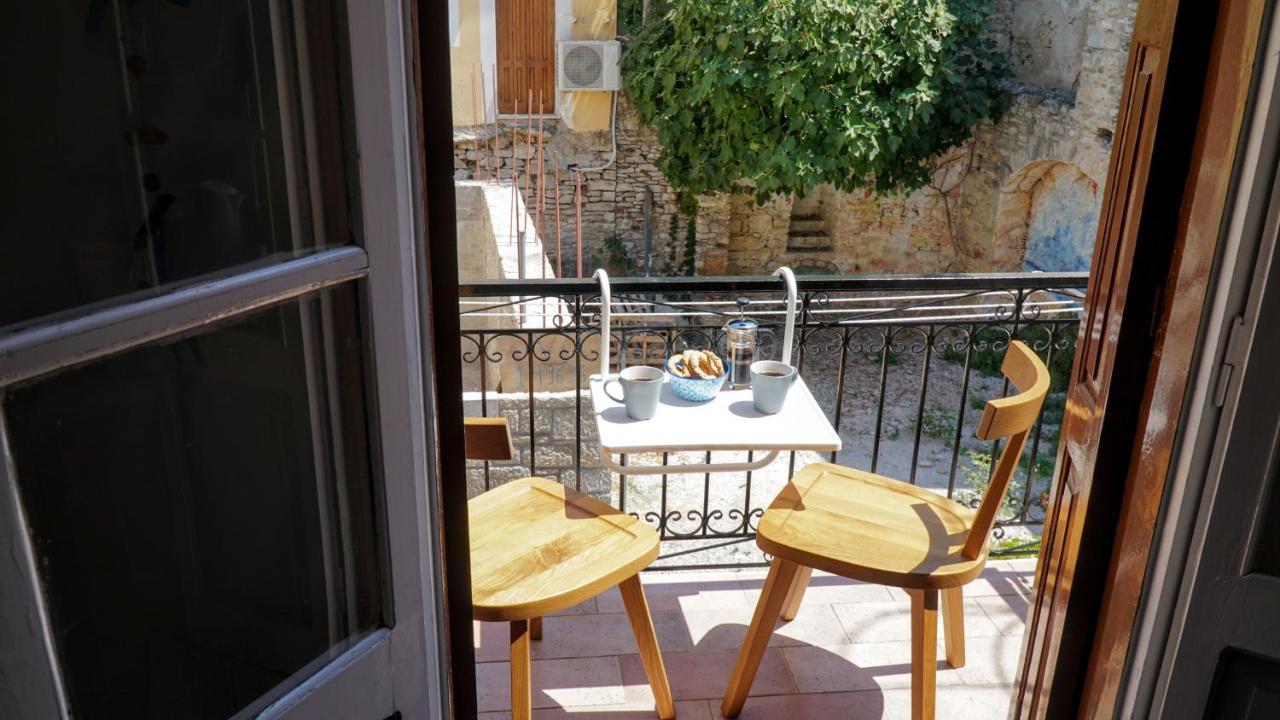 Cozy Apartments In Symi Center エクステリア 写真